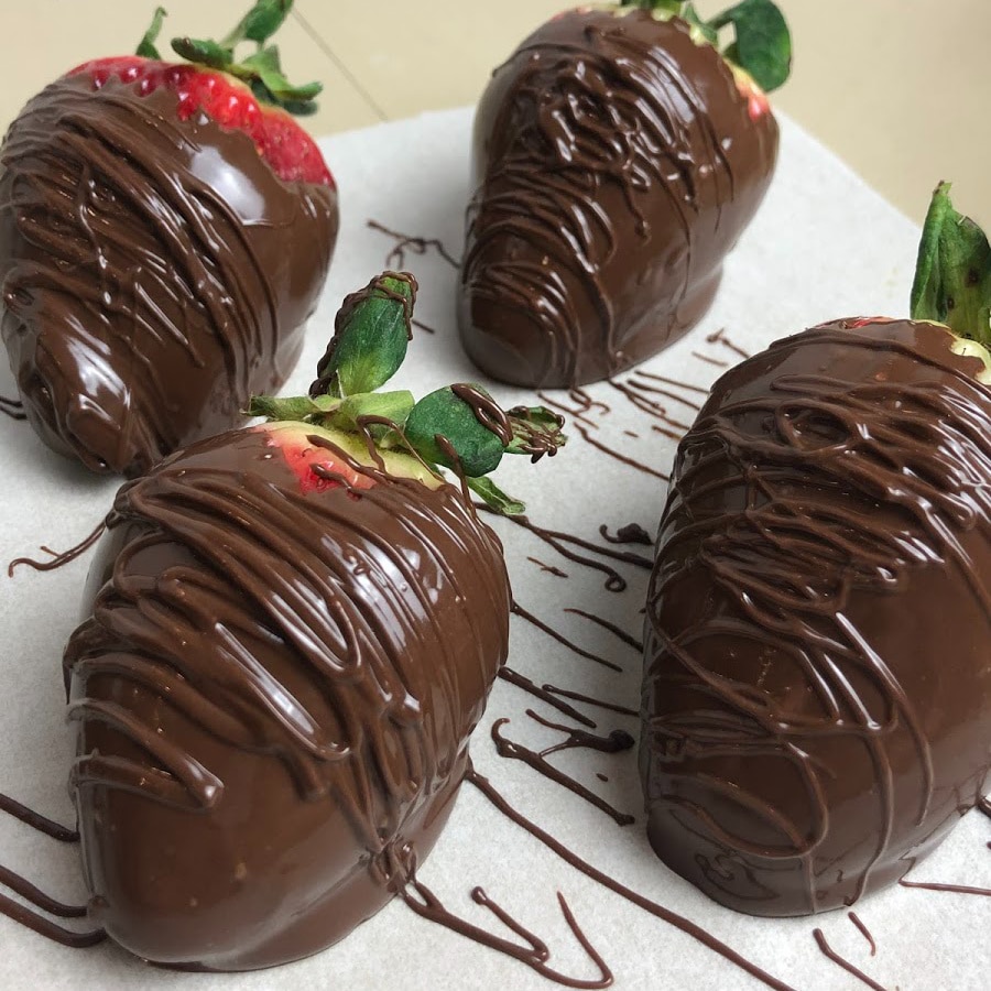 Sugar Free Chocolate Covered Strawberries Keto